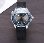 SEAMASTER DIVER 300 GREY DIAL BLACK RUBBER
