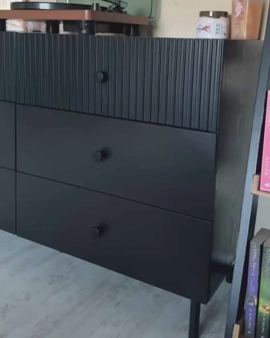 6-Drawer Chest COVENTRY – Modern Storage Unit in Black with Fluted Fronts