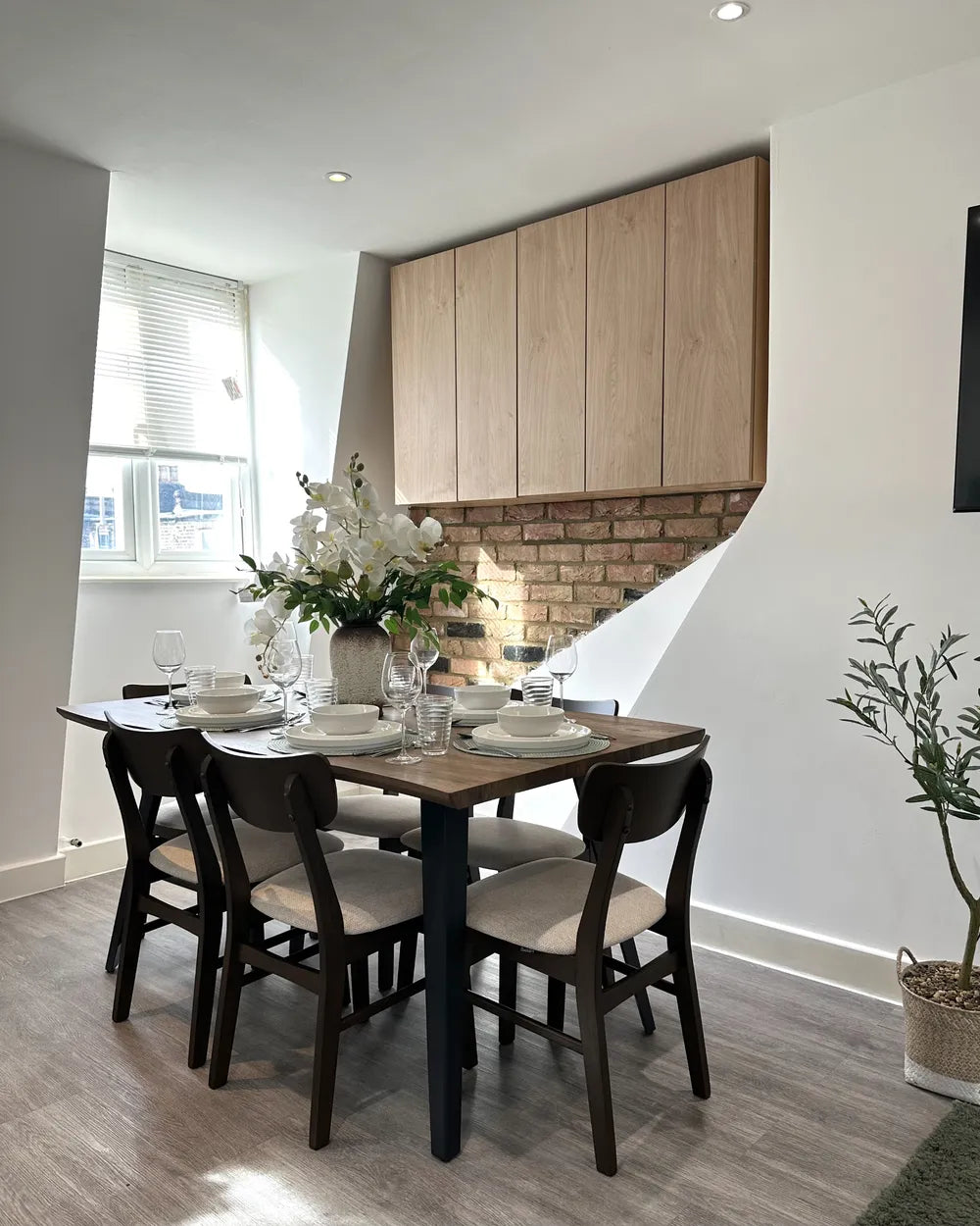 Dining Table WITNEY Dark Brown 160 x 90 cm – Rectangular MDF Table with Metal Legs