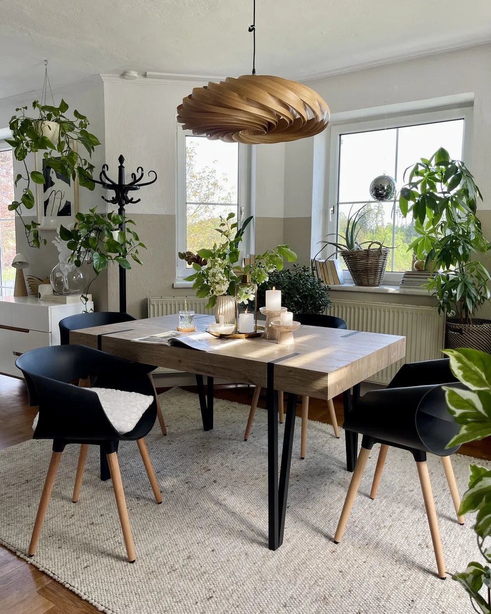 Industrial Rustic Dining Table – Wood Grain Top with Black Metal Legs